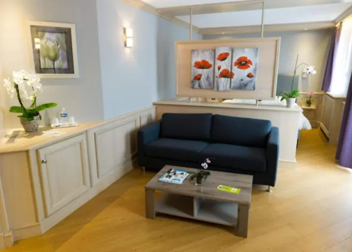 卢森堡大公国之家 3*