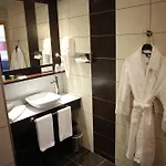 Logis - Restaurant Отель Дюделанж