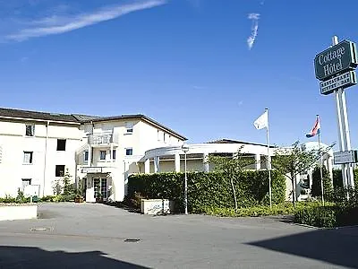 Hotel Logis - Restaurant Dudelange