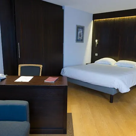 Hotel Logis - Restaurant Dudelange