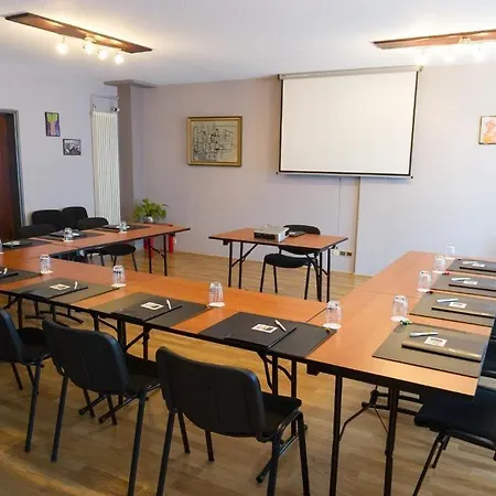 Logis - Restaurant دوديلانج