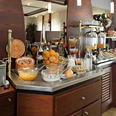 Logis - Restaurant فندق 3*