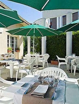 Szálloda Logis - Restaurant Dudelange