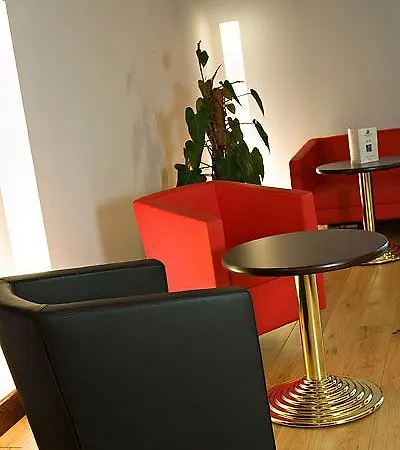 Logis - Restaurant Szálloda Dudelange