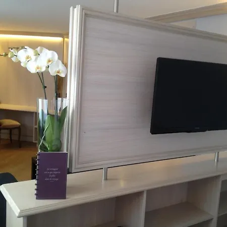 Hotel Logis - Restaurant Dudelange