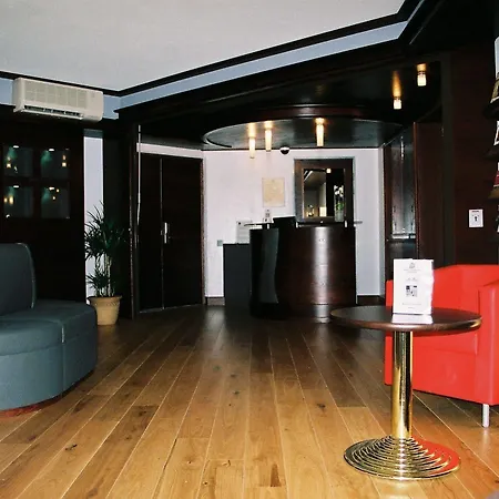 Szálloda Logis - Restaurant 3*