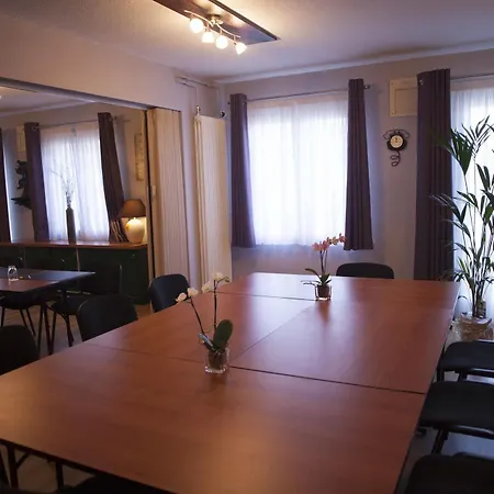Hotel Logis - Restaurant 3*