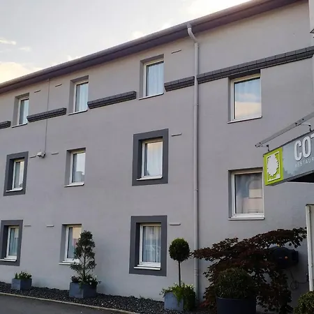 Logis - Restaurant Hotel