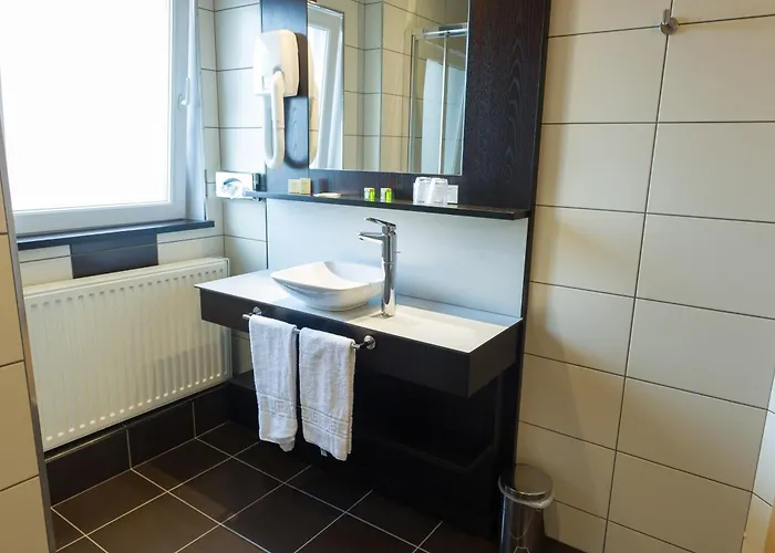 Hotel Logis - Restaurant Dudelange